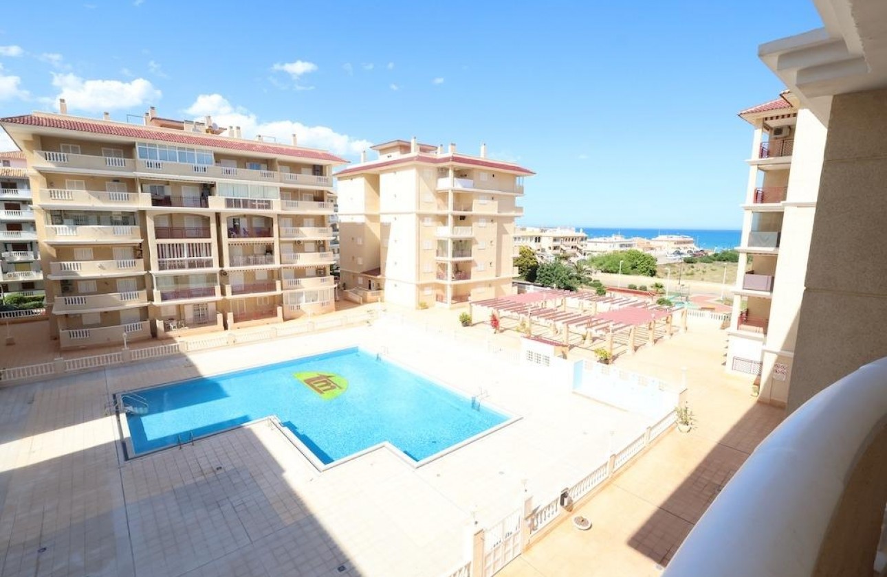 Odsprzedaż - Apartment - Torrevieja