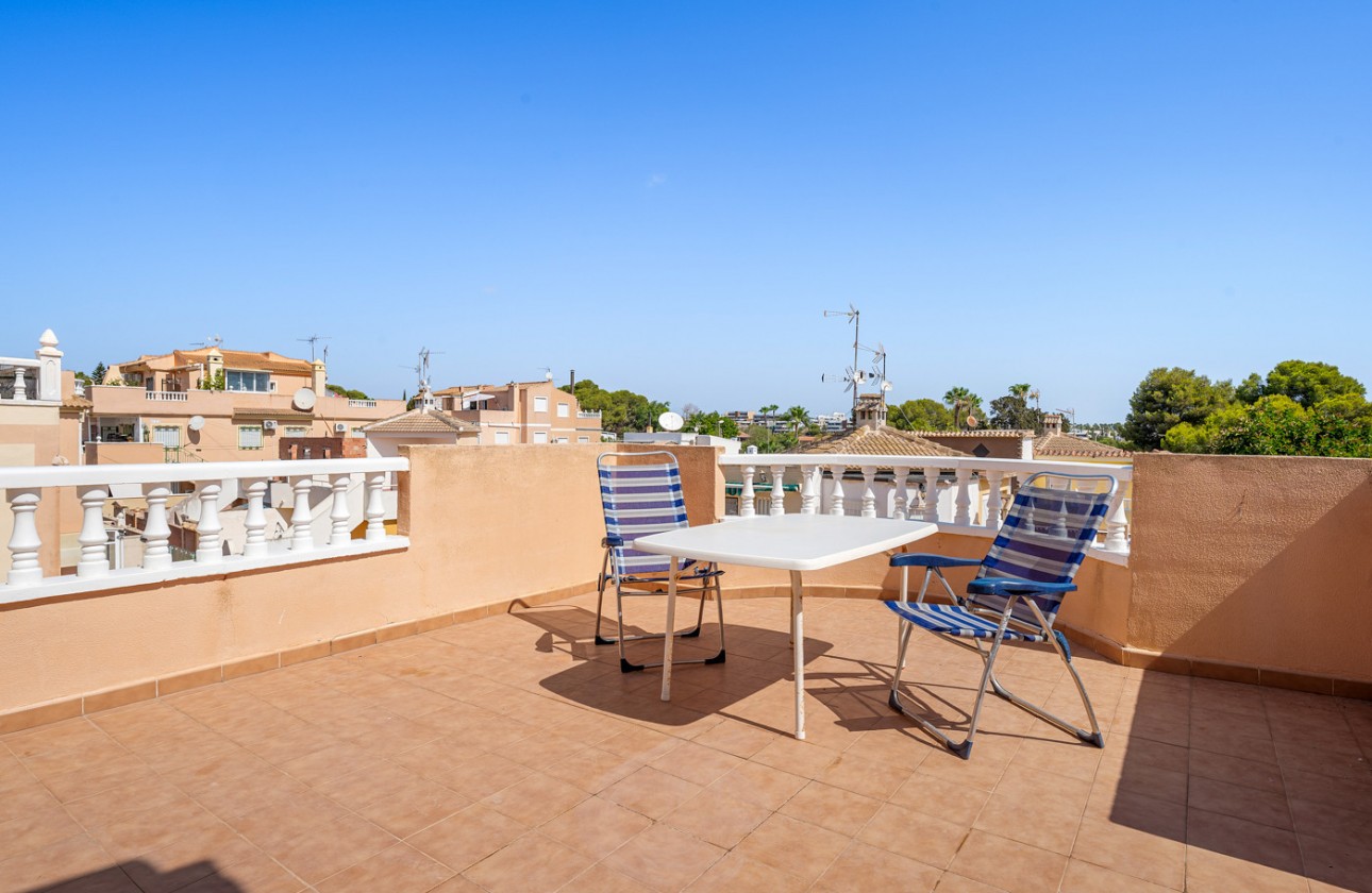 Odsprzedaż - Bungalow - Orihuela Costa - Lomas de Cabo Roig