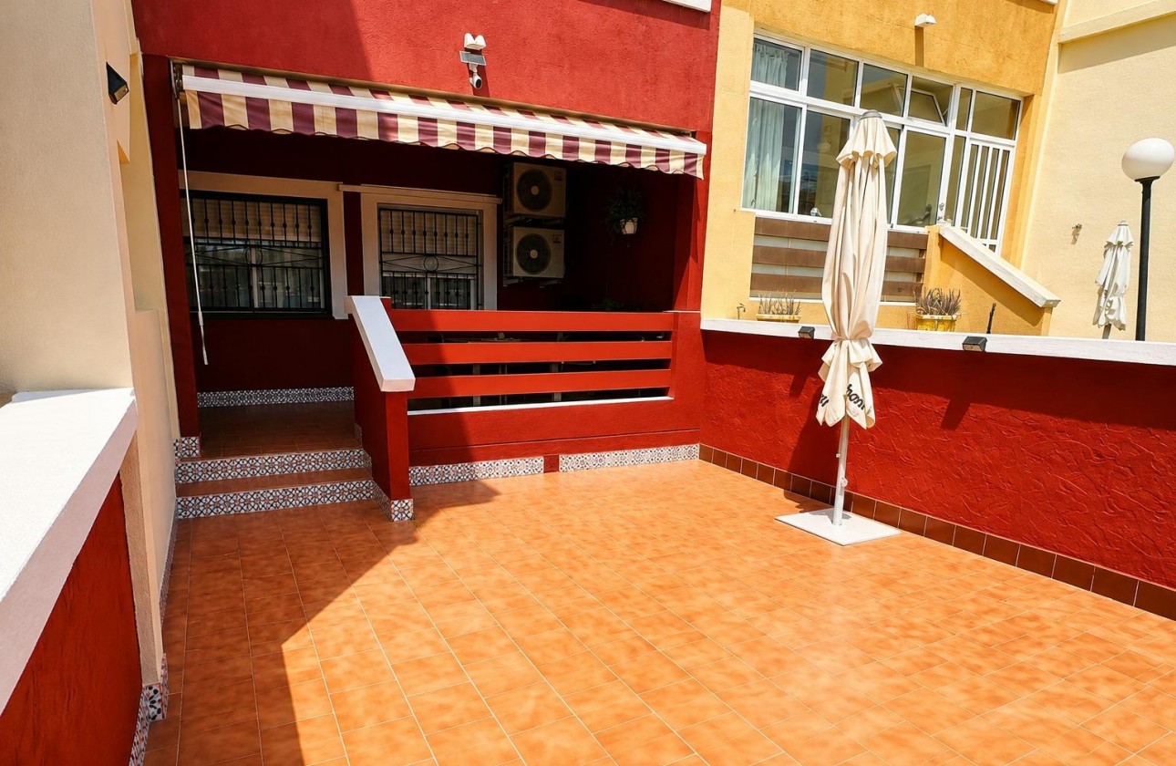 Odsprzedaż - Bungalow - Orihuela Costa - Los Altos