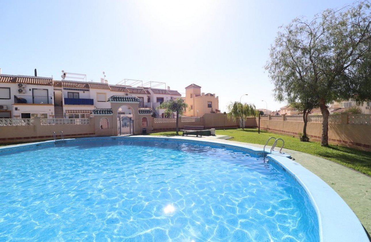 Odsprzedaż - Bungalow - Orihuela Costa - Playa Flamenca