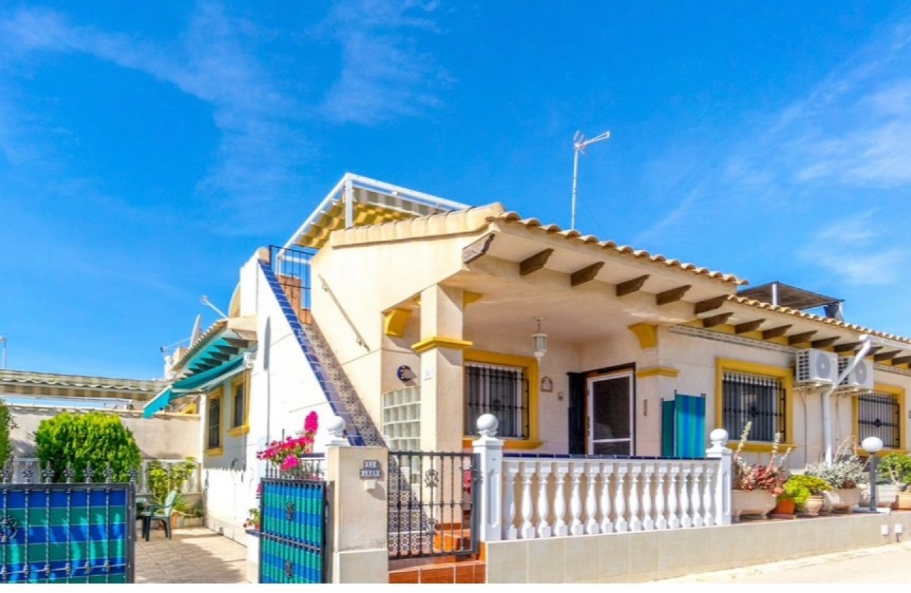 Odsprzedaż - Bungalow - Orihuela Costa - Playa Flamenca