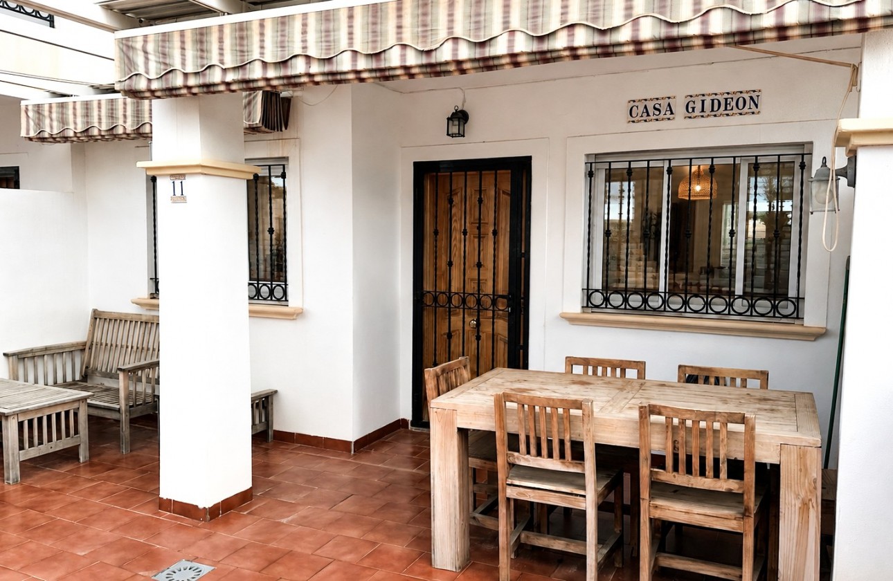Odsprzedaż - Bungalow - Orihuela Costa - Punta Prima