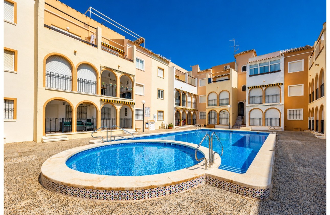Odsprzedaż - Bungalow - Torrevieja - El Acequión - Los Náufragos