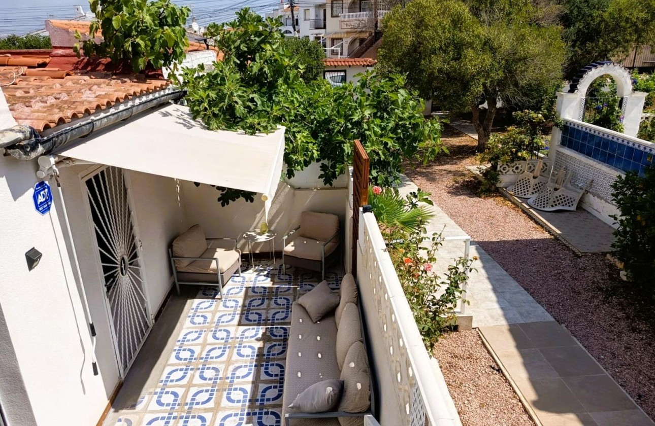 Odsprzedaż - Bungalow - Torrevieja - La Siesta - El Salado -  Torreta