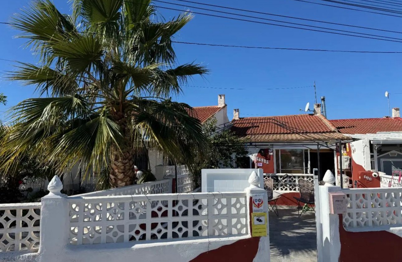 Odsprzedaż - Bungalow - Torrevieja - La Siesta - El Salado -  Torreta