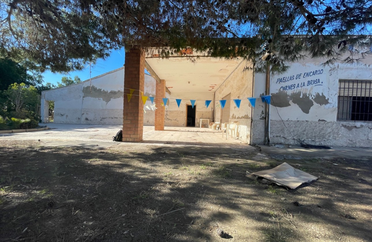 Odsprzedaż - Country House - Elche