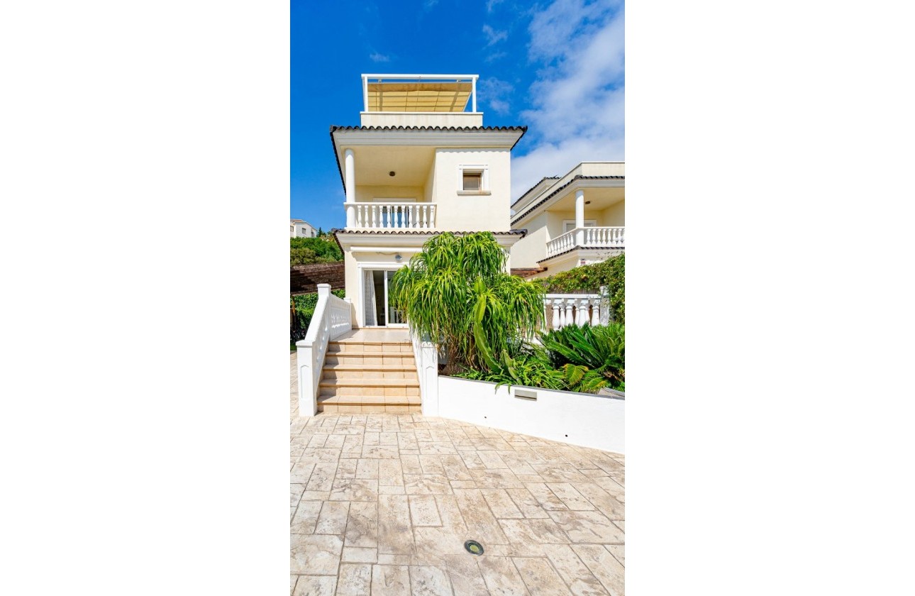 Odsprzedaż - Detached Villa - Alicante - El Campello