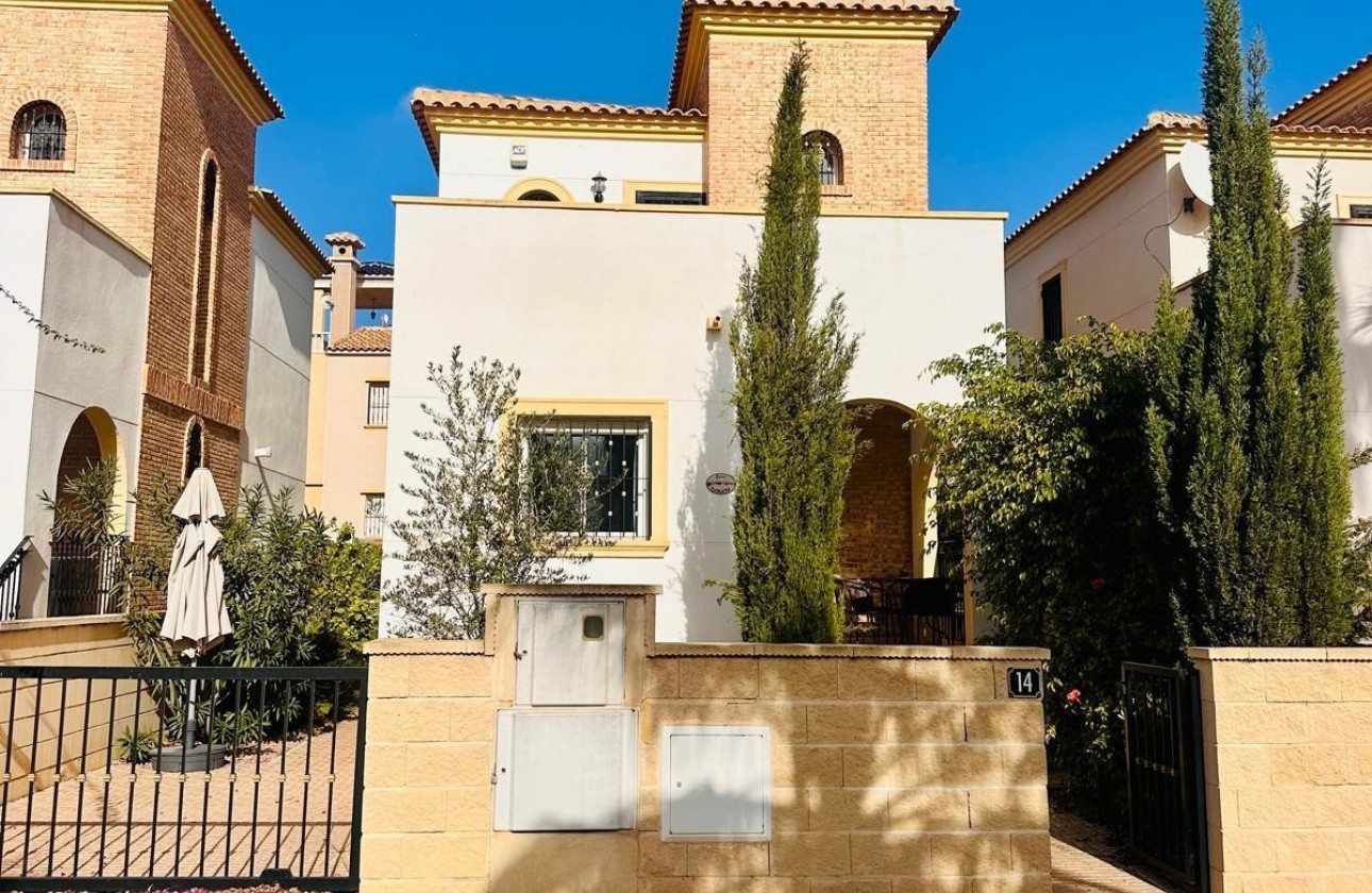 Odsprzedaż - Detached Villa - Guardamar del Segura - El Raso