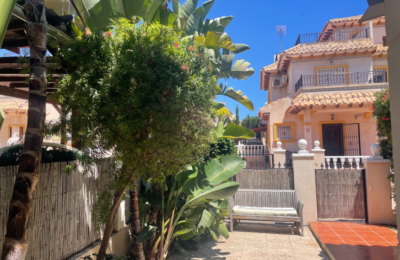Odsprzedaż - Detached Villa - Orihuela Costa - La Regia