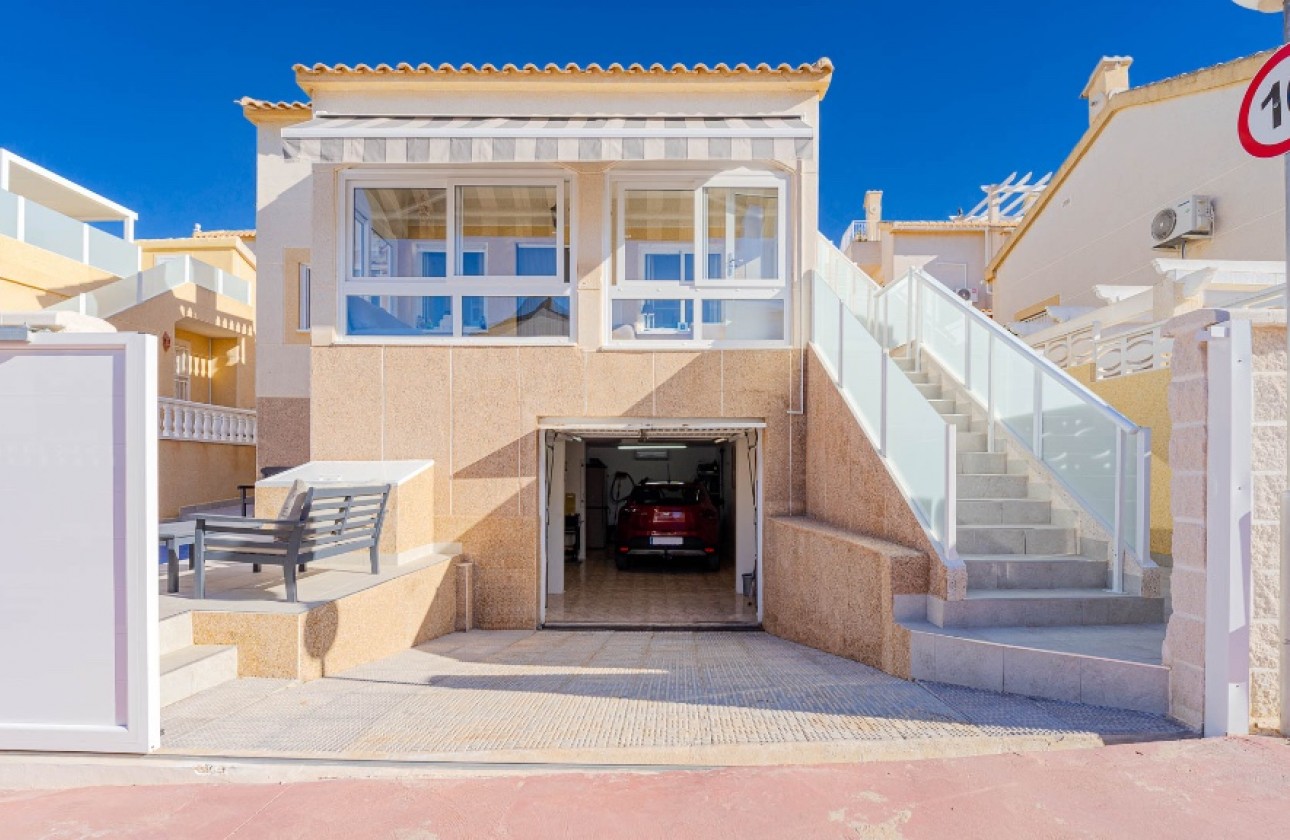 Odsprzedaż - Detached Villa - Orihuela Costa - Los Altos