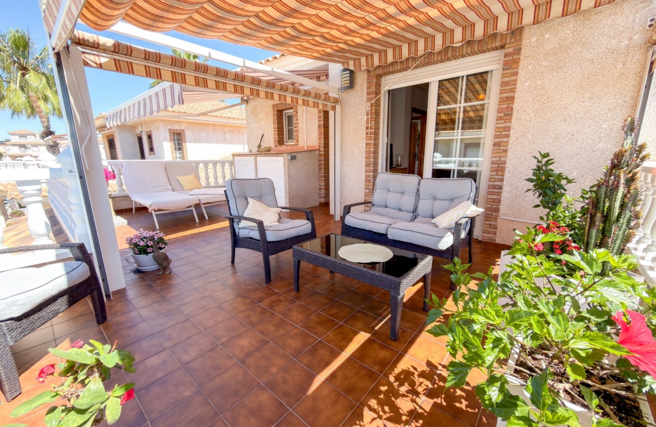 Odsprzedaż - Detached Villa - Orihuela Costa - Los Dolses