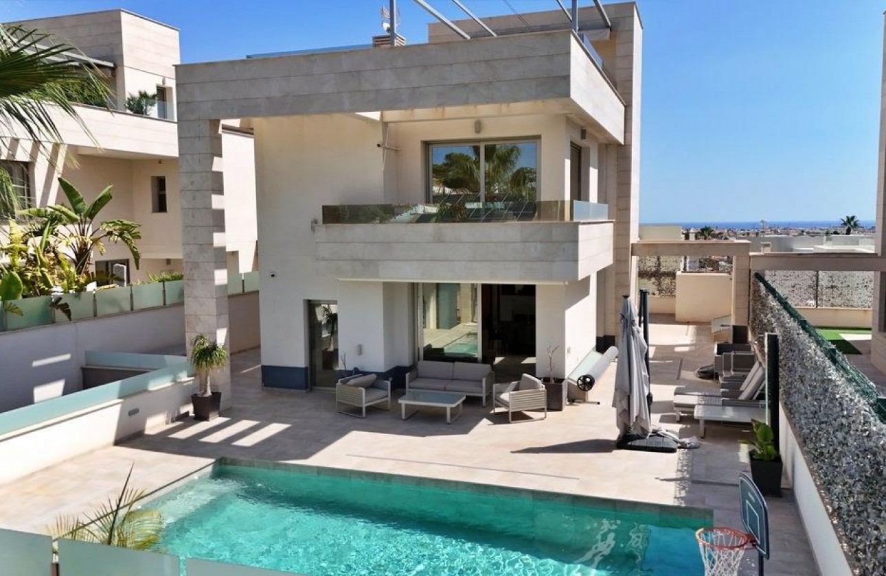 Odsprzedaż - Detached Villa - Orihuela Costa - Villamartín