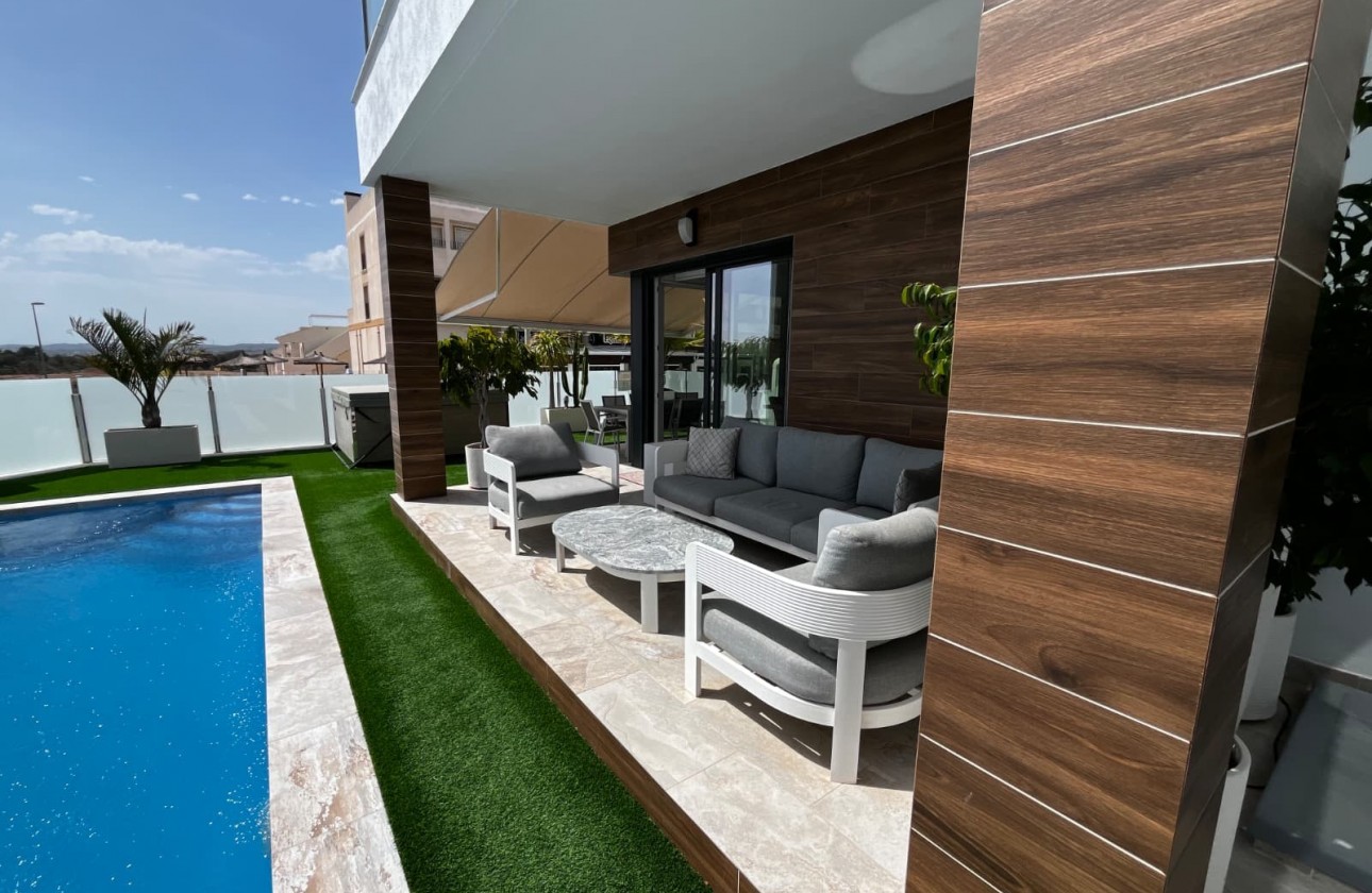 Odsprzedaż - Detached Villa - Orihuela - Vistabella Golf