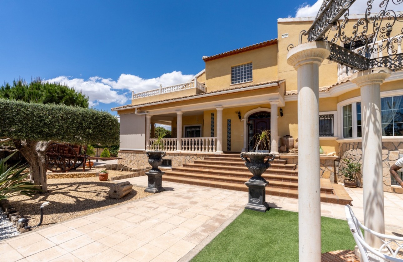 Odsprzedaż - Detached Villa - San Vicente del Raspeig
