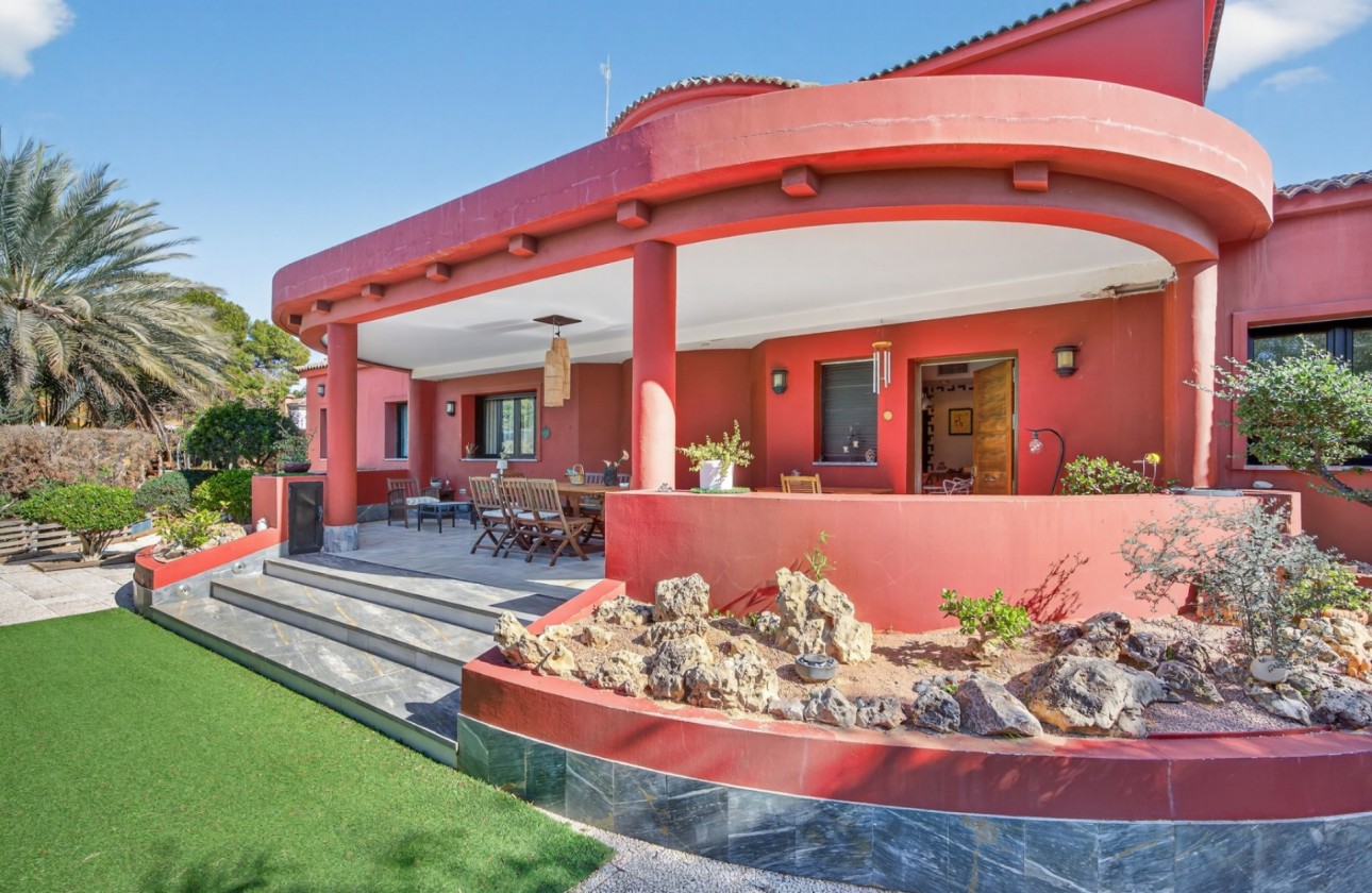 Odsprzedaż - Detached Villa - Santa Pola