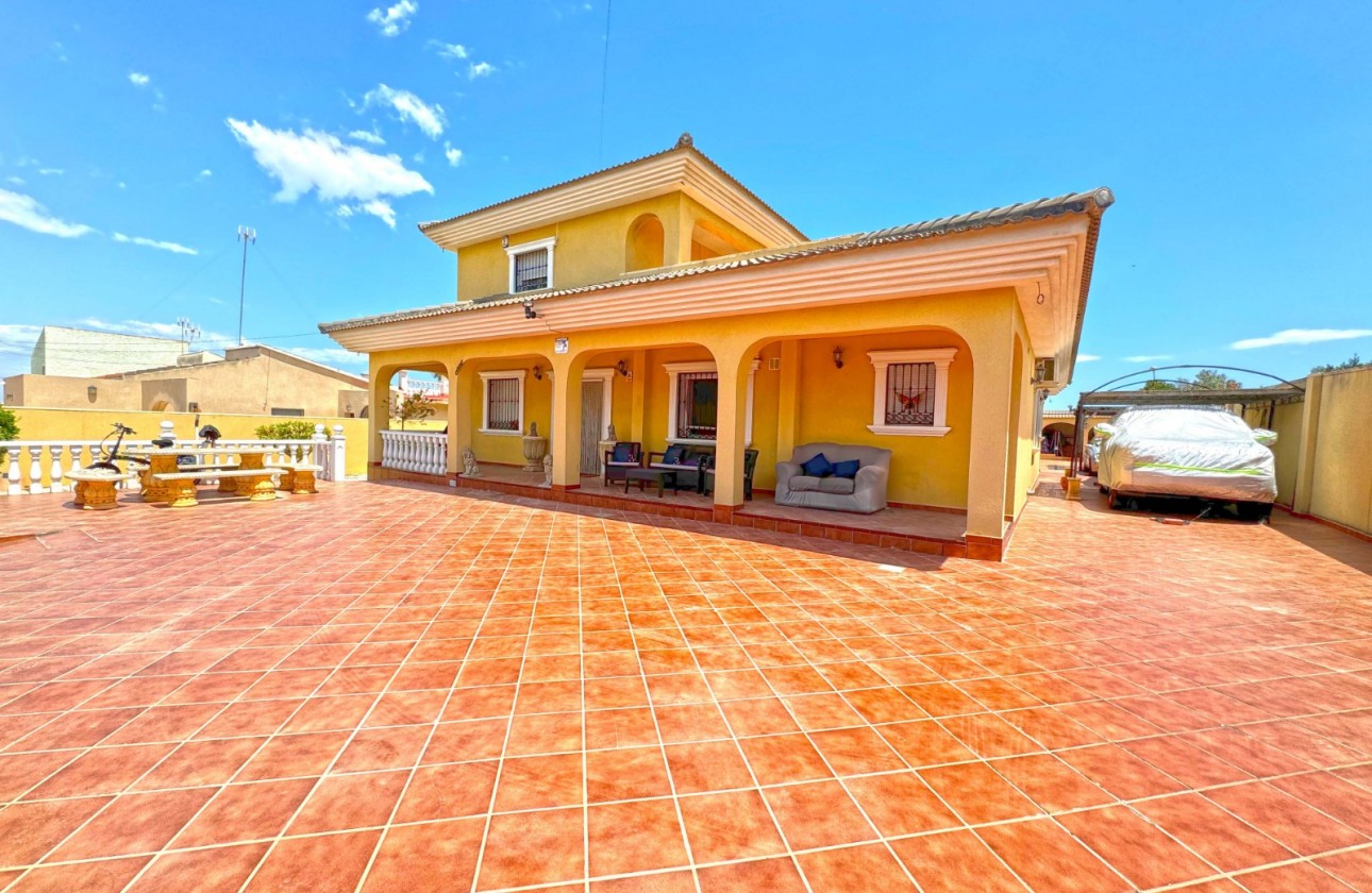 Odsprzedaż - Detached Villa - Torrevieja - Los Balcones - Los Altos del Edén