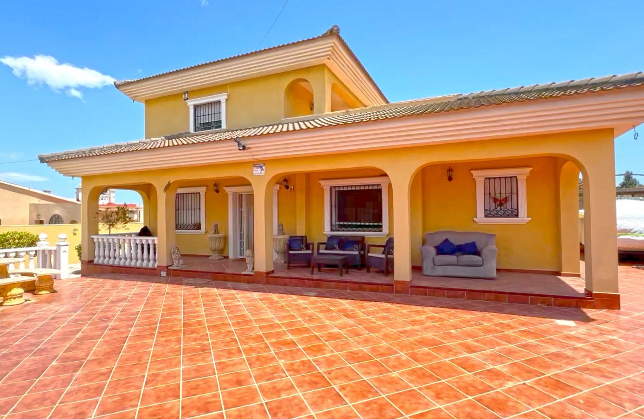 Odsprzedaż - Detached Villa - Torrevieja - Los Balcones - Los Altos del Edén