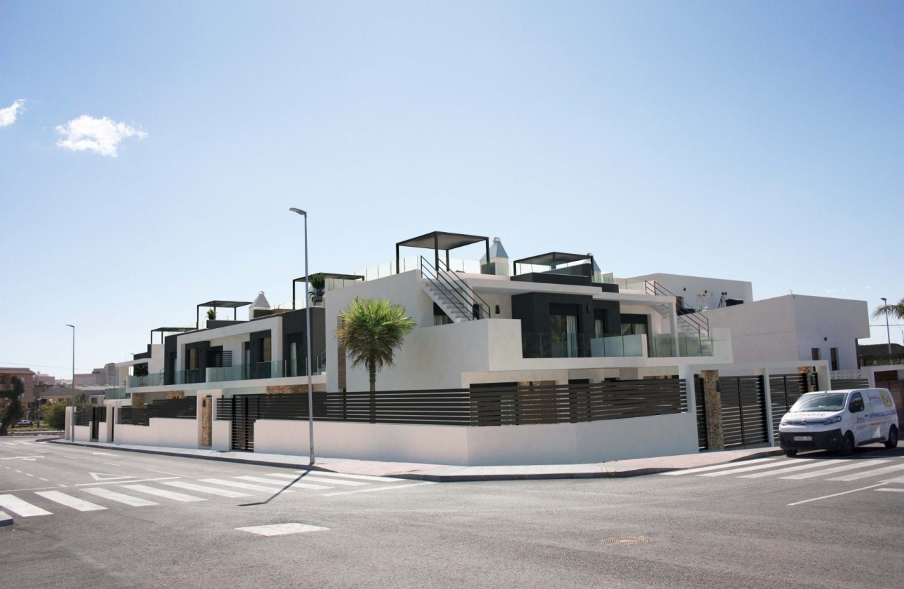 Odsprzedaż - Działka / Grunt - Los Montesinos