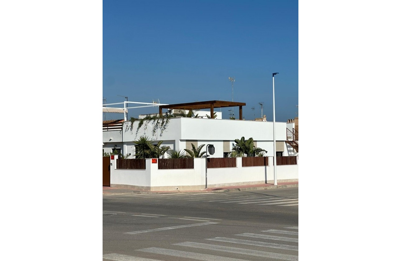 Odsprzedaż - House - San Javier - Santiago de la ribera