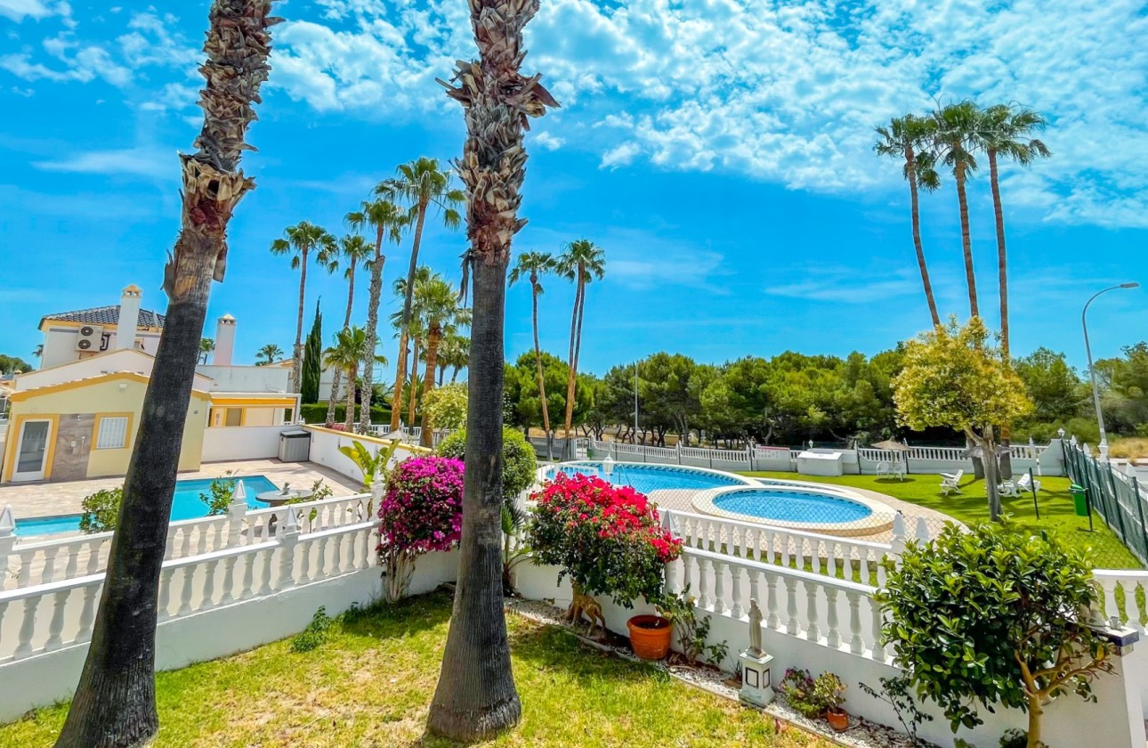 Odsprzedaż - Kamienica - Orihuela Costa - La Rioja