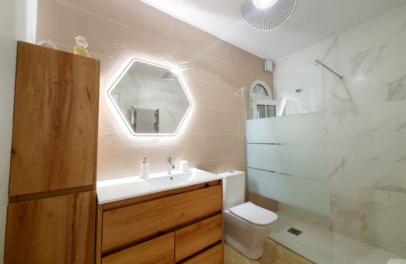 Odsprzedaż - Kamienica - Orihuela Costa - Villamartín