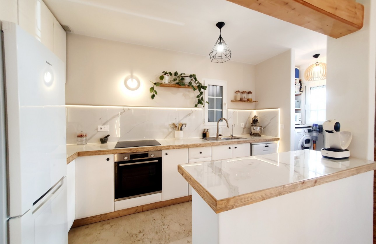 Odsprzedaż - Kamienica - Orihuela Costa - Villamartín