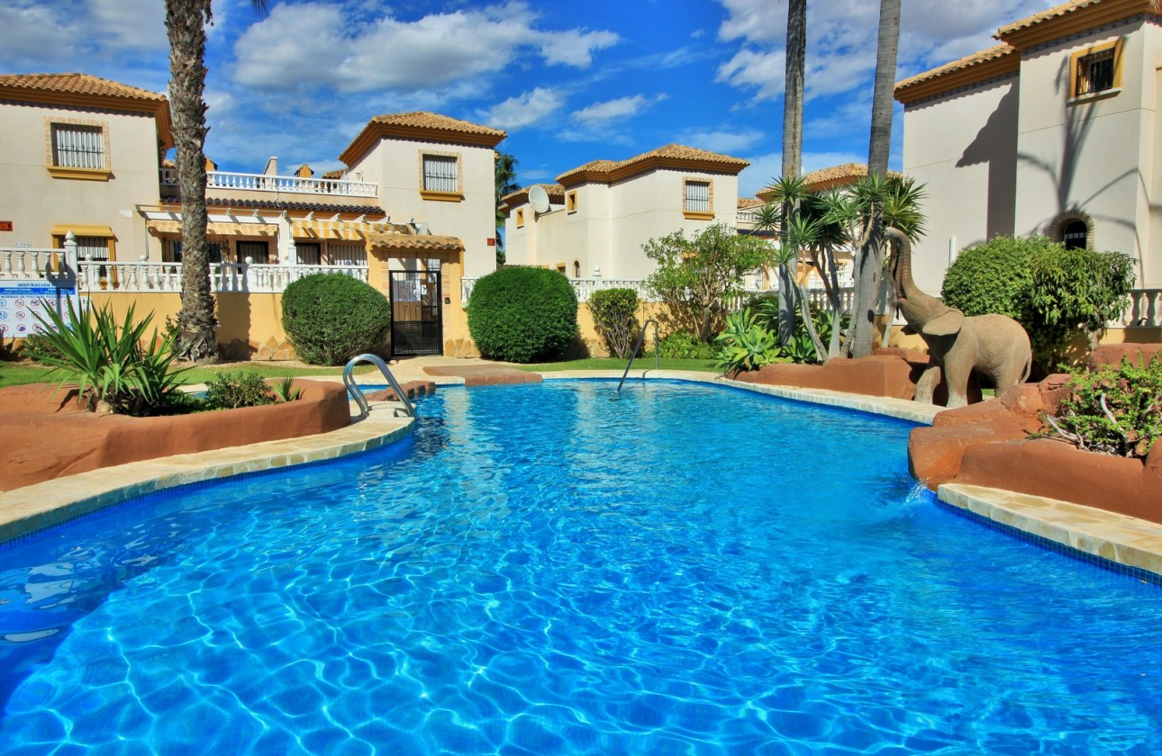 Odsprzedaż - Kamienica - Orihuela Costa - Villamartín