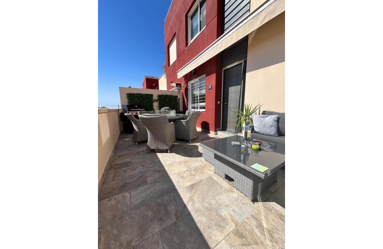 Odsprzedaż - Kamienica - Orihuela Costa - Villamartín