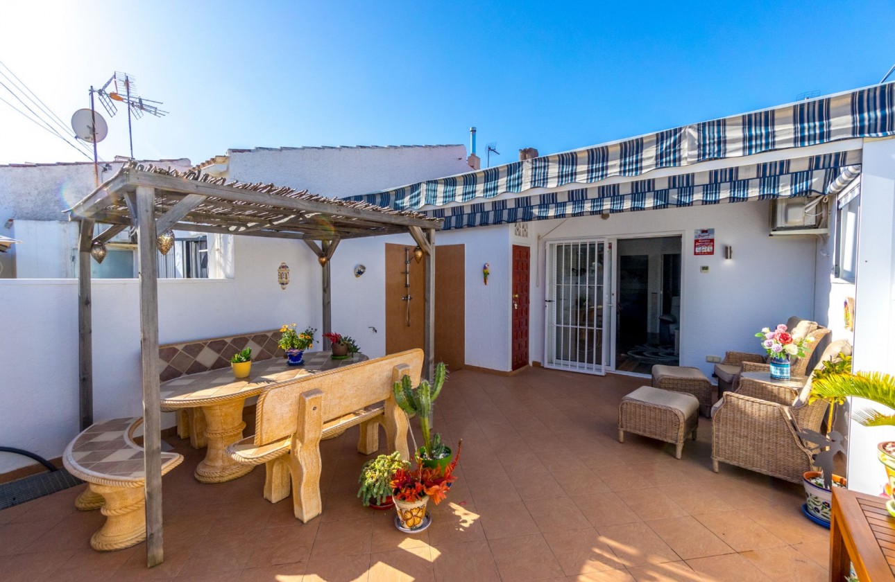 Odsprzedaż - Kamienica - Torrevieja - La Siesta - El Salado -  Torreta