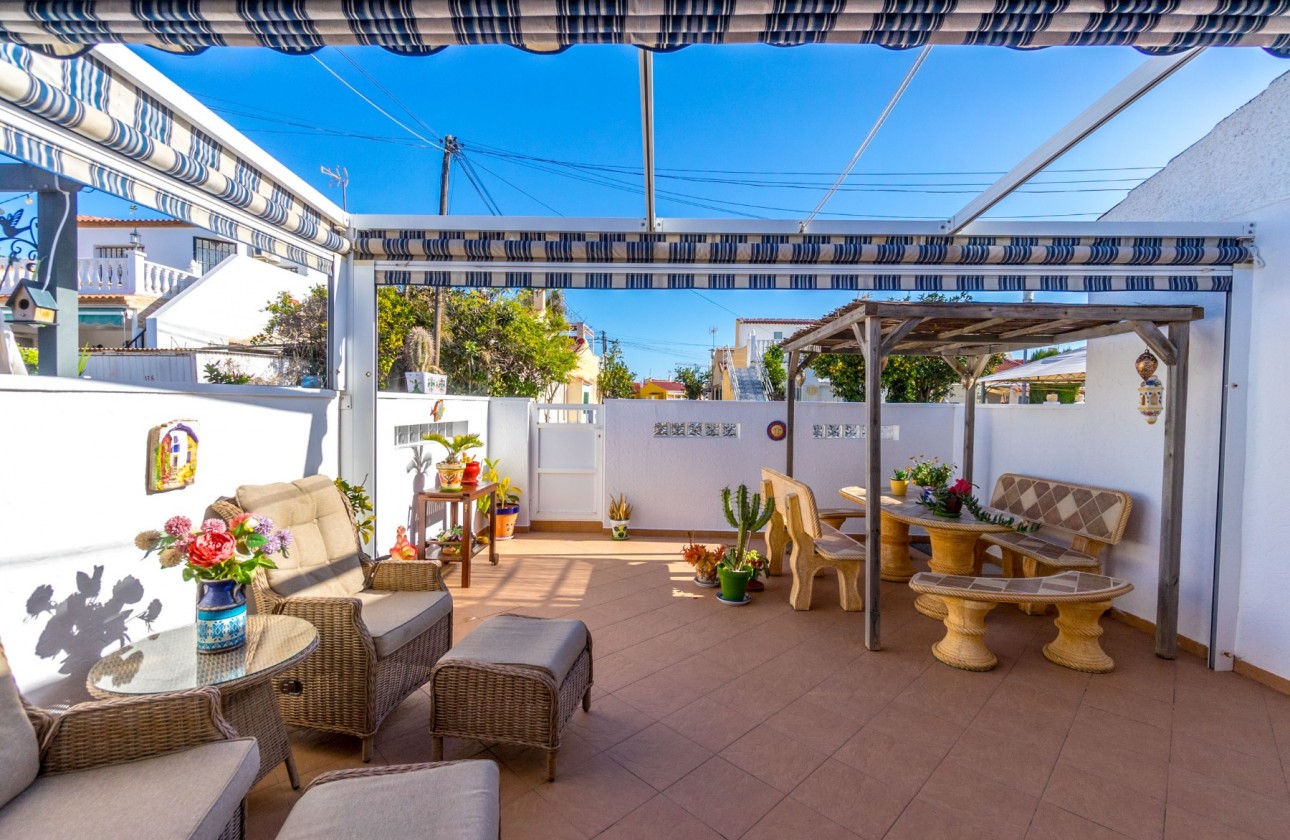 Odsprzedaż - Kamienica - Torrevieja - La Siesta - El Salado -  Torreta