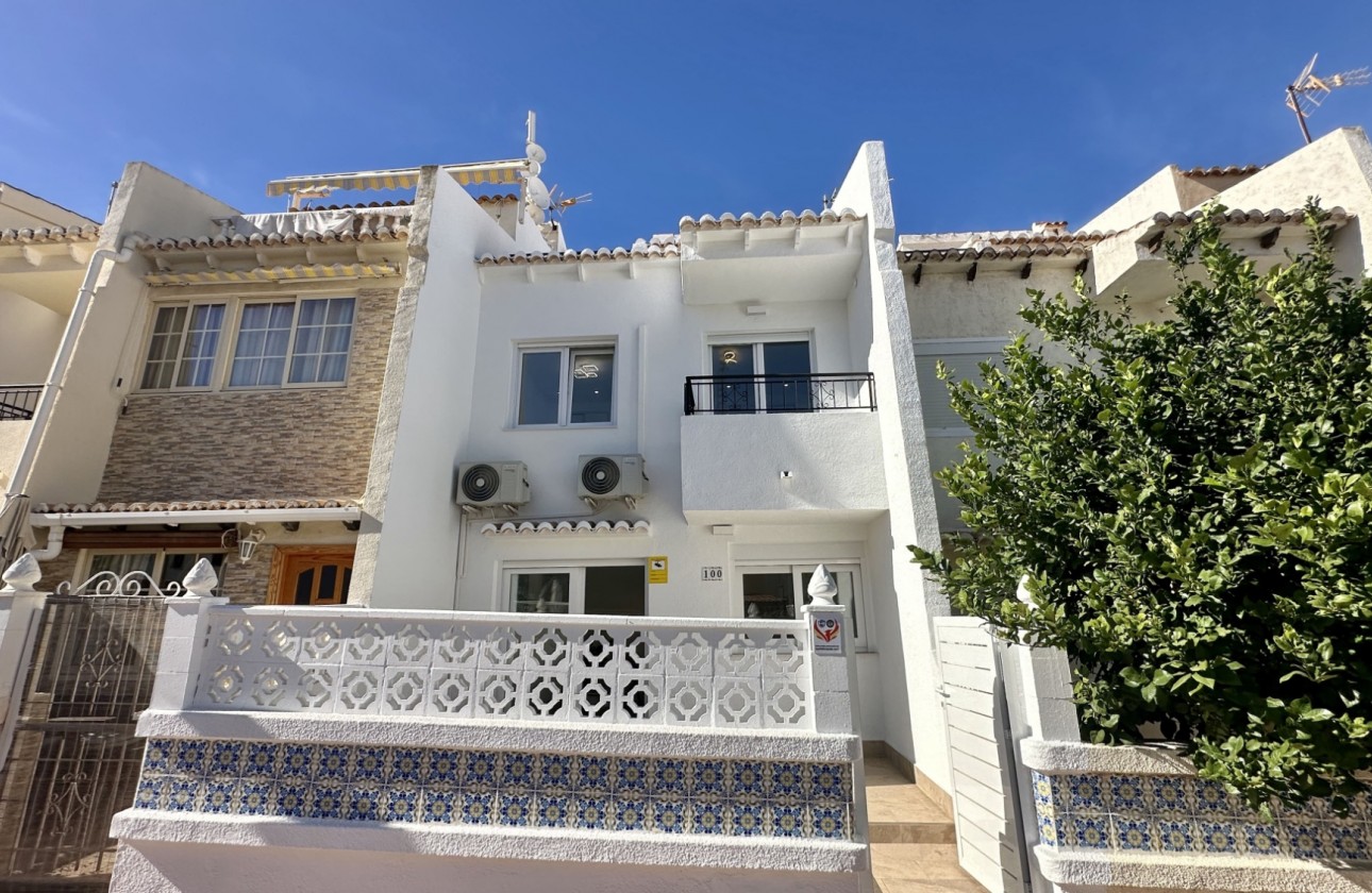 Odsprzedaż - Kamienica - Torrevieja - Los Balcones - Los Altos del Edén
