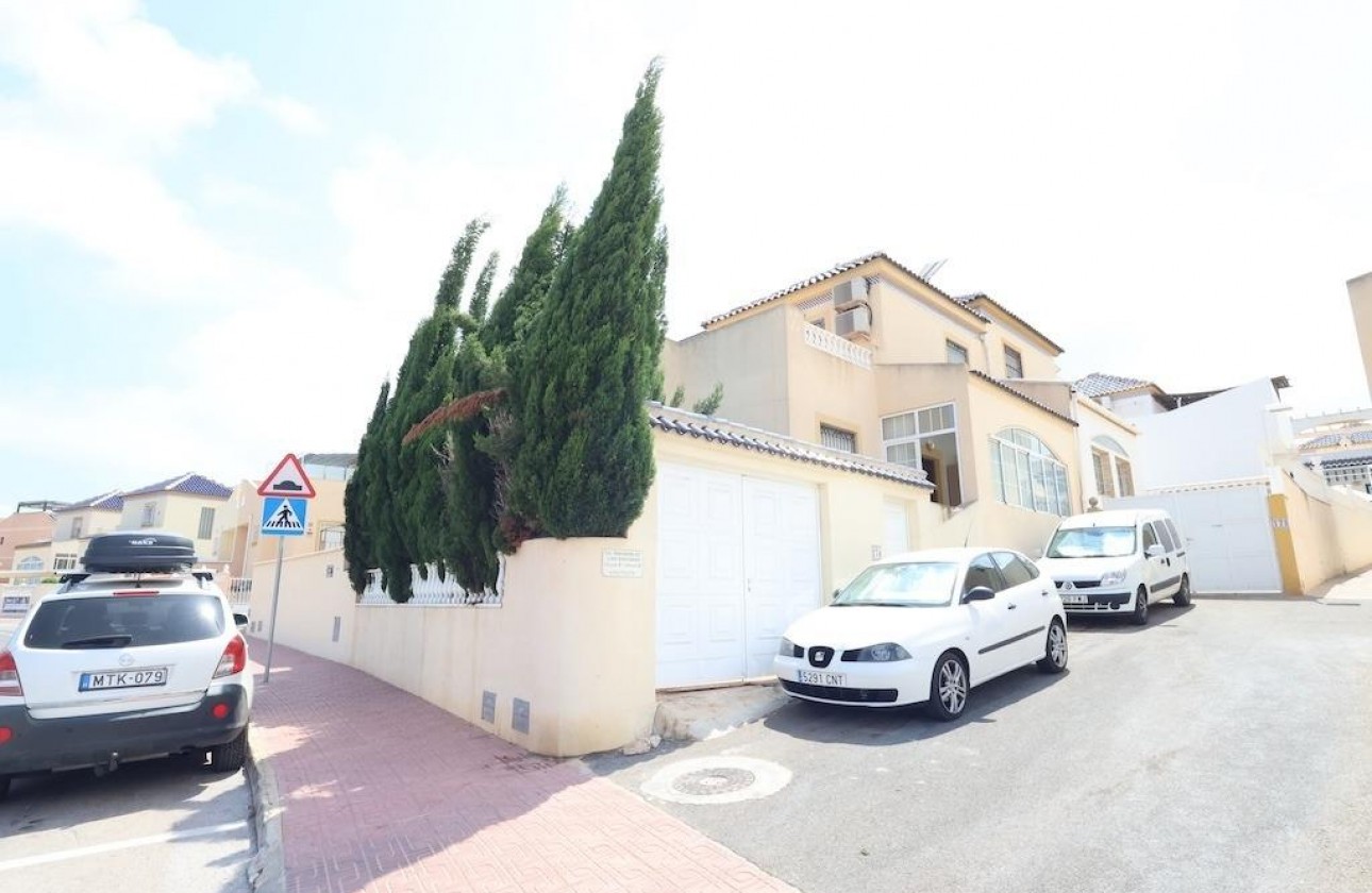 Odsprzedaż - Kamienica - Torrevieja - Los Balcones - Los Altos del Edén