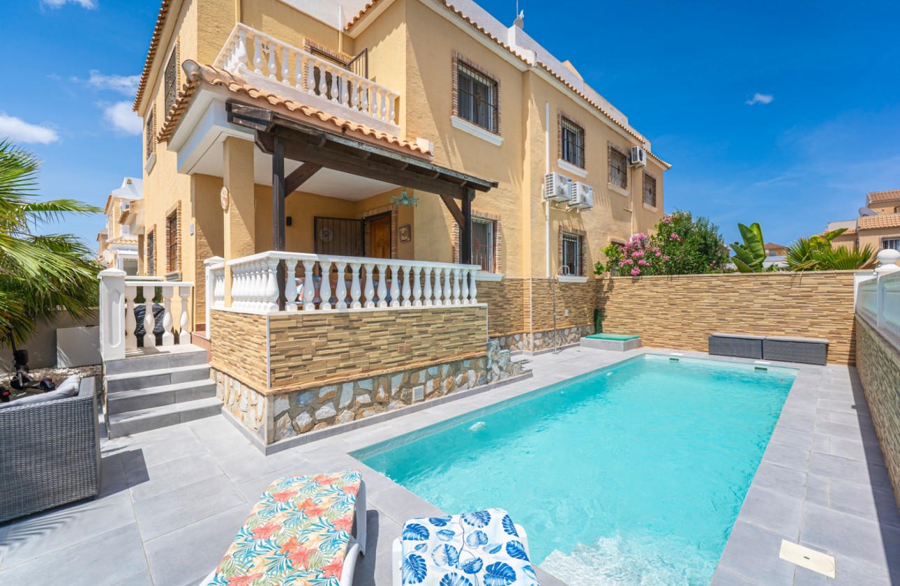 Odsprzedaż - Semi Detached Villa - Ciudad Quesada