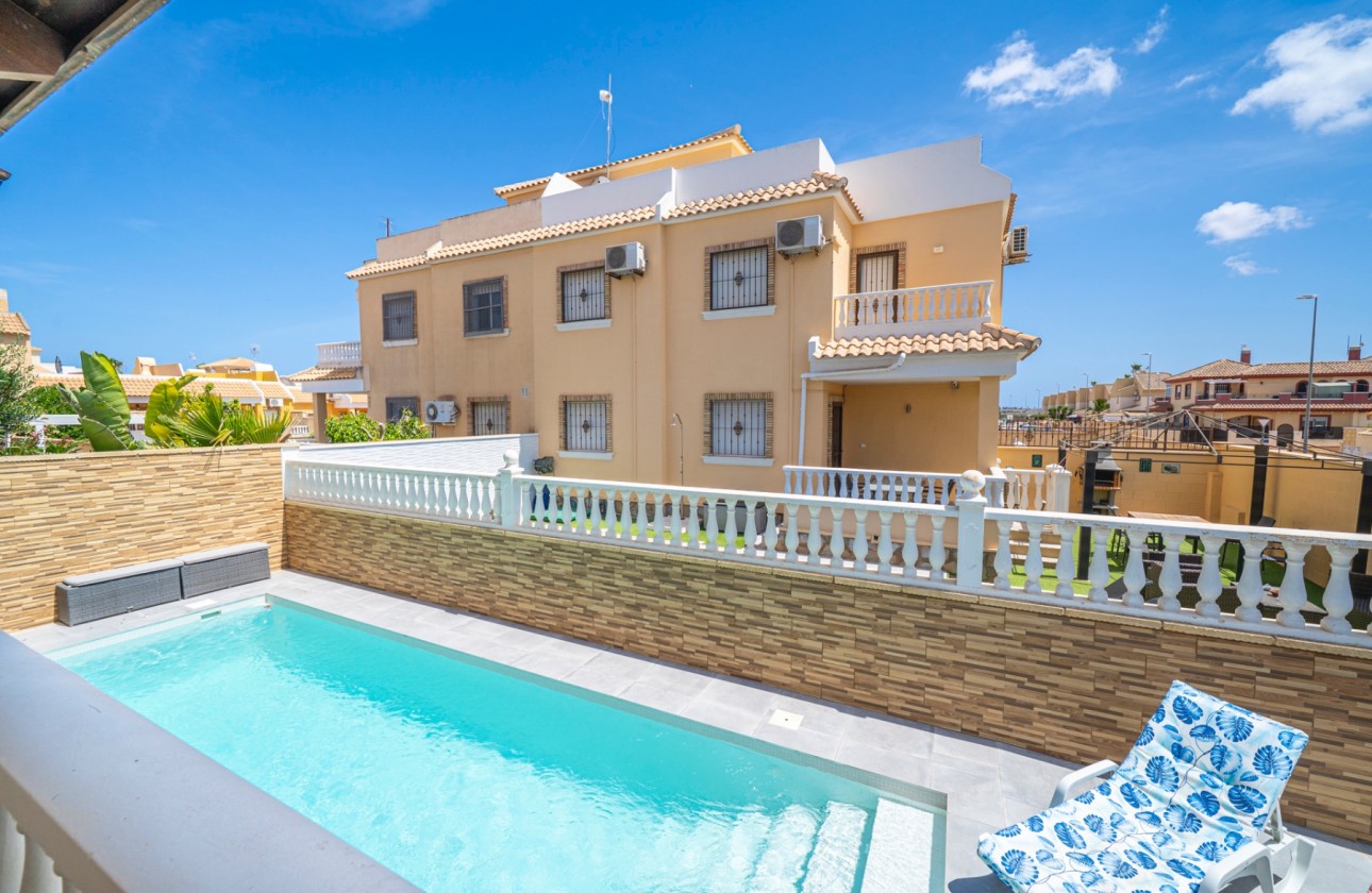 Odsprzedaż - Semi Detached Villa - Ciudad Quesada