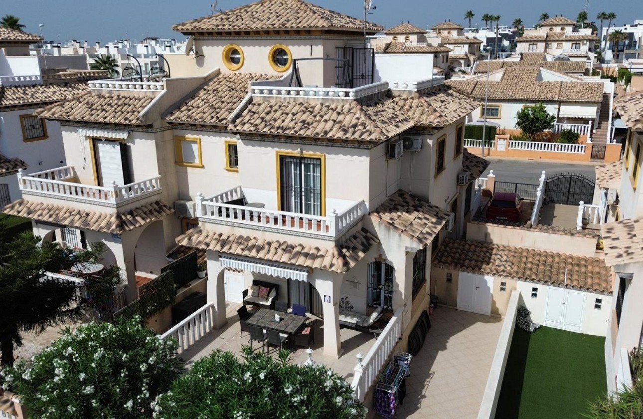 Odsprzedaż - Semi Detached Villa - Orihuela Costa - Lomas de Cabo Roig