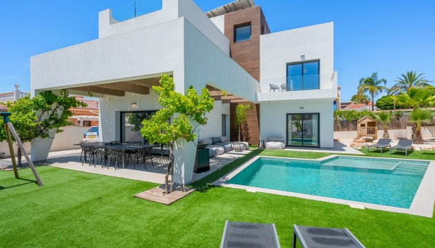 отдельная вилла - Перепродажа - Ciudad Quesada - Ciudad Quesada