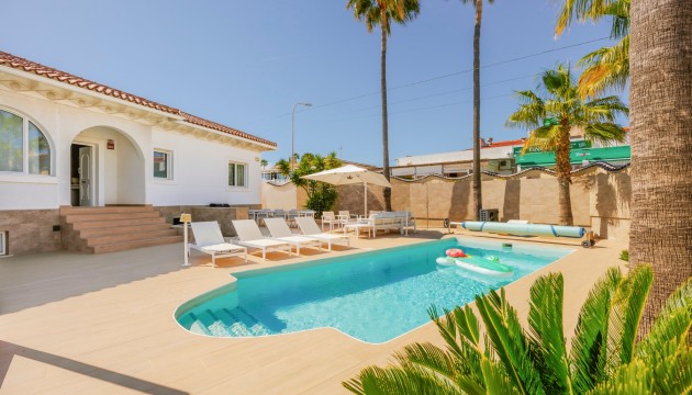 отдельная вилла - Перепродажа - Ciudad Quesada - Ciudad Quesada