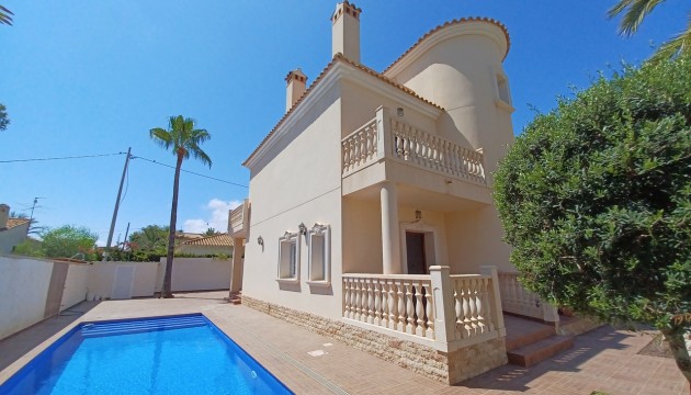 отдельная вилла - Перепродажа - Orihuela Costa - Cabo Roig