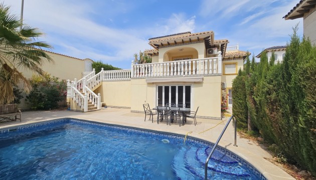 отдельная вилла - Перепродажа - Orihuela Costa - La Zenia