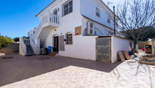 отдельная вилла - Перепродажа - Orihuela Costa - Orihuela Costa