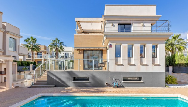 отдельная вилла - Перепродажа - Orihuela Costa - Orihuela Costa