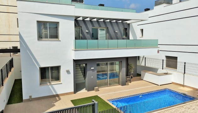 отдельная вилла - Перепродажа - Orihuela Costa - Villamartín