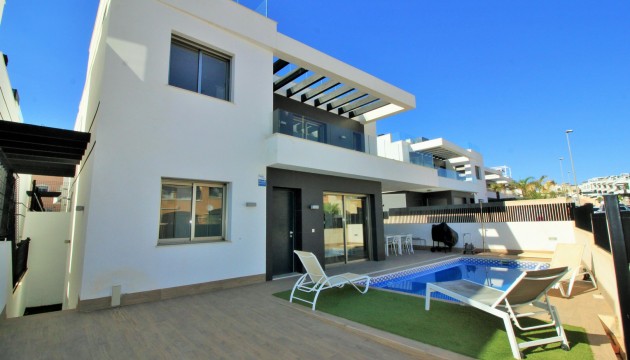 отдельная вилла - Перепродажа - Orihuela Costa - Villamartín