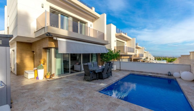 отдельная вилла - Перепродажа - Orihuela Costa - Villamartín