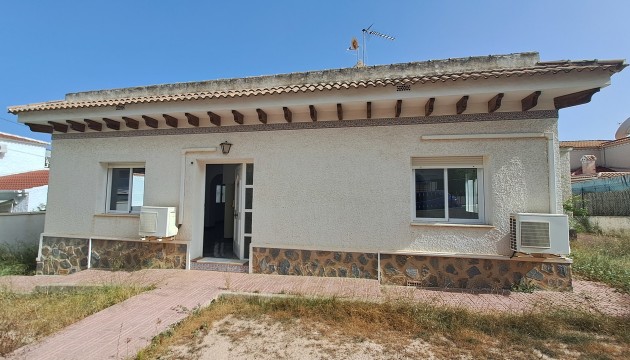 отдельная вилла - Перепродажа - Orihuela Costa - Villamartín