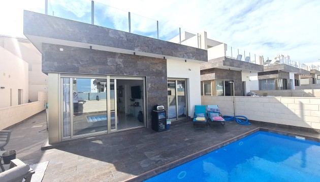 отдельная вилла - Перепродажа - Orihuela Costa - Villamartín