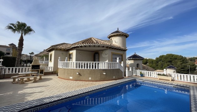 отдельная вилла - Перепродажа - Orihuela Costa - Villamartín