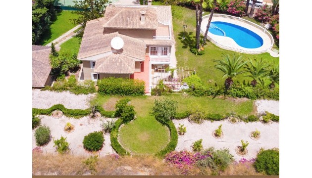 отдельная вилла - Перепродажа - Orihuela Costa - Villamartín