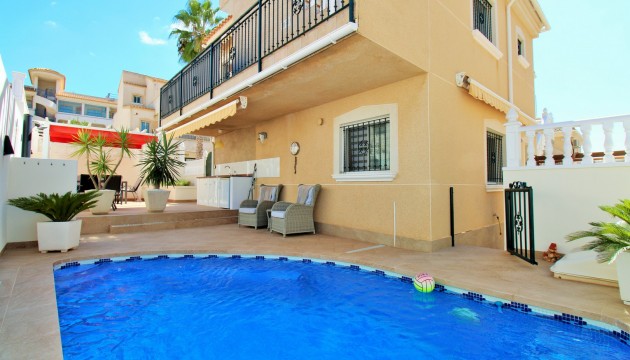 отдельная вилла - Перепродажа - Orihuela Costa - Villamartín