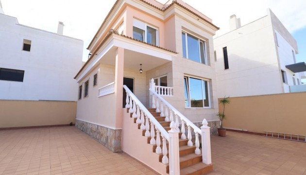 отдельная вилла - Перепродажа - Orihuela Costa - Villamartín
